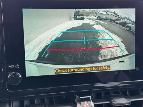 Used 2026 Toyota Corolla Cross LE w/ Moonroof Package image 27