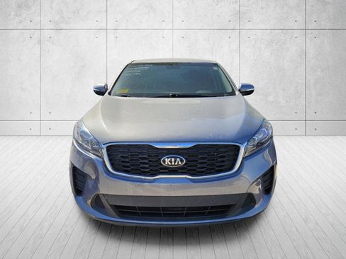 Used 2020 Kia Sorento LX FWD image 5