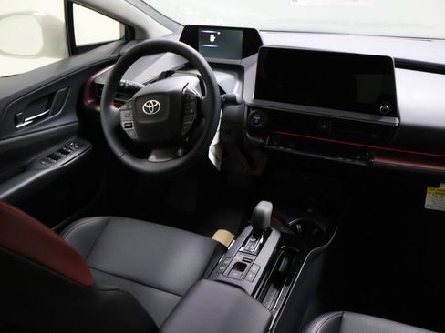 New 2026 Toyota Prius Plug-In Hybrid FWD image 20