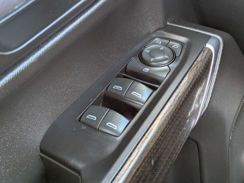 Used 2021 Chevrolet Silverado 1500 LT RWD image 23
