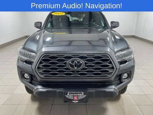 Used 2023 Toyota Tacoma TRD Off-Road w/ Advanced Technology Package AWD/4WD image 2