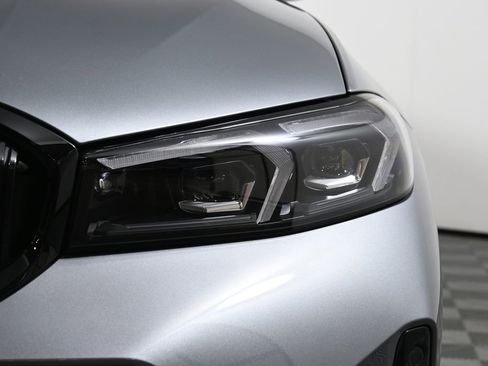 New 2026 BMW 330i xDrive Sedan w/ M Sport Package image 11