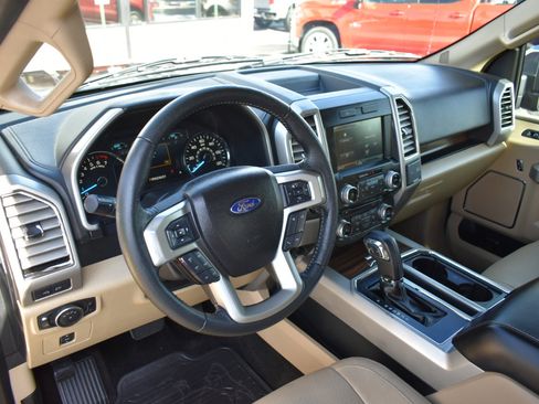 Used 2015 Ford F150 Lariat w/ Equipment Group 502A Luxury image 11