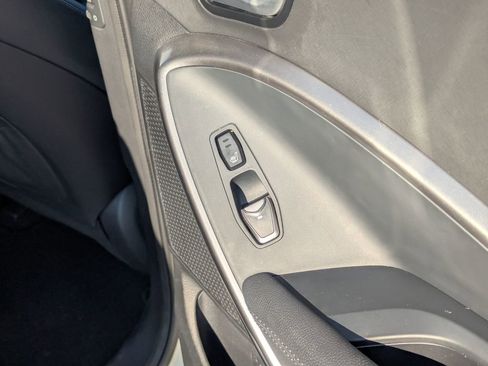 Used 2018 Hyundai Santa Fe Limited image 36