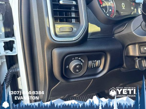 Used 2024 RAM 3500 Laramie image 28