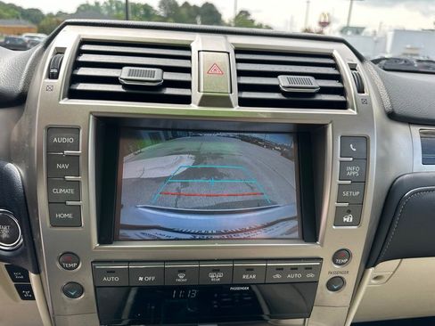 Used 2021 Lexus GX 460 Premium w/ Premium Plus Package AWD/4WD image 17