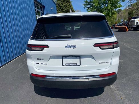 Used 2021 Jeep Grand Cherokee L Limited AWD/4WD image 14