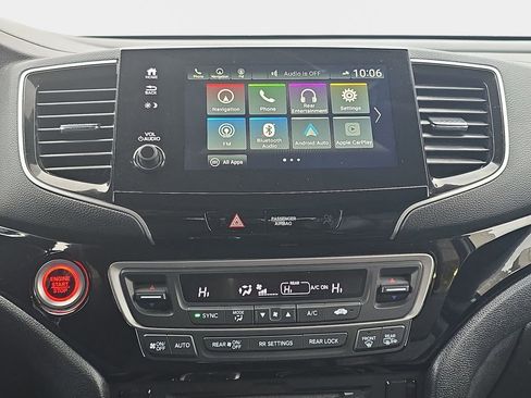 Used 2020 Honda Pilot Touring image 25