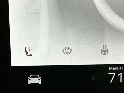 Used 2023 Tesla Model 3 Performance image 16