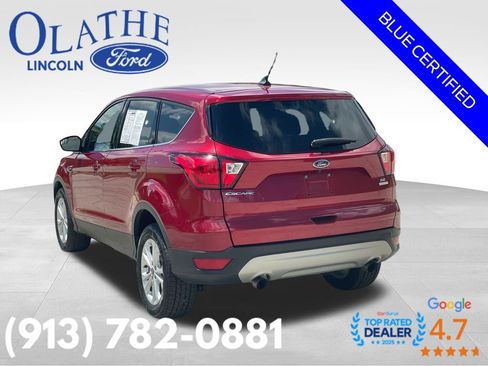 Certified 2019 Ford Escape SE FWD image 4