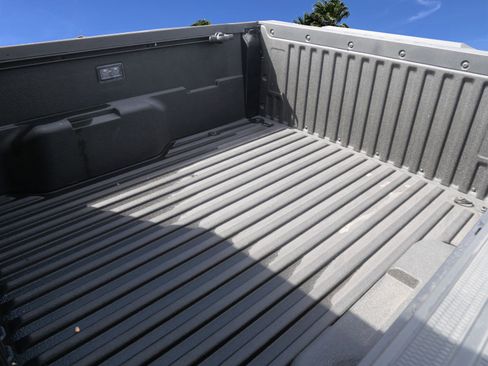 Used 2025 Toyota Tacoma SR image 7