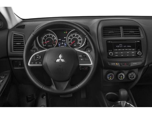 Used 2015 Mitsubishi Outlander Sport ES image 6