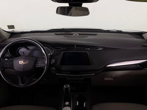 Used 2019 Cadillac XT4 Luxury w/ Cold Weather Package FWD image 31