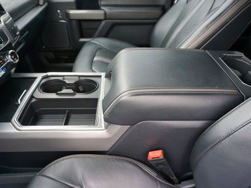 Certified 2022 Ford F350 Platinum image 37