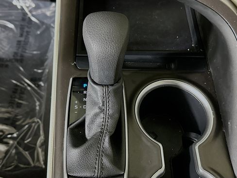 Used 2023 Toyota Camry LE image 19