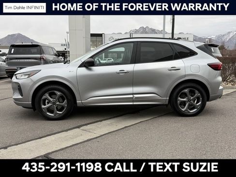 Used 2023 Ford Escape ST-Line image 6