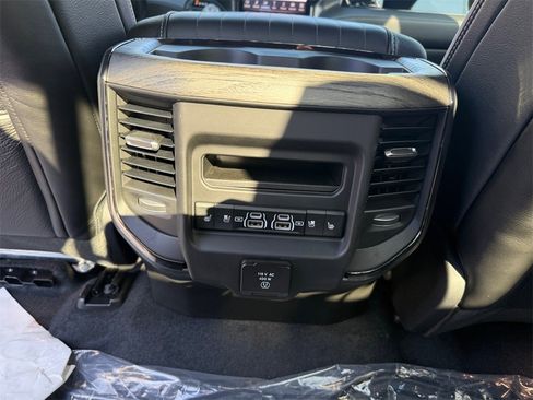 New 2025 RAM 1500 Limited image 29