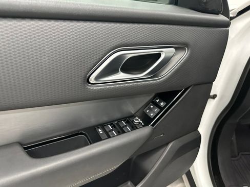Used 2023 Land Rover Range Rover Velar R-Dynamic S AWD/4WD image 14