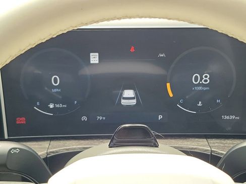 Used 2025 Hyundai Santa Fe Limited w/ Tow & Go Package image 27