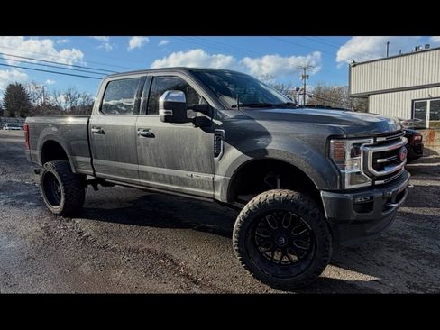 Used 2022 Ford F250 Platinum image 1