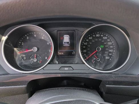 Used 2019 Volkswagen Tiguan S w/ Driver Assistance Package FWD image 11