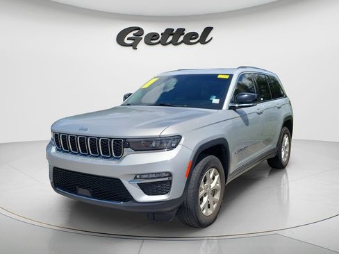Used 2023 Jeep Grand Cherokee Limited RWD image 1