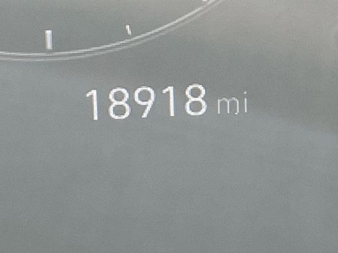 Used 2025 Hyundai Elantra SEL image 39