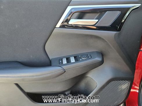 Used 2023 Mitsubishi Outlander ES FWD image 21