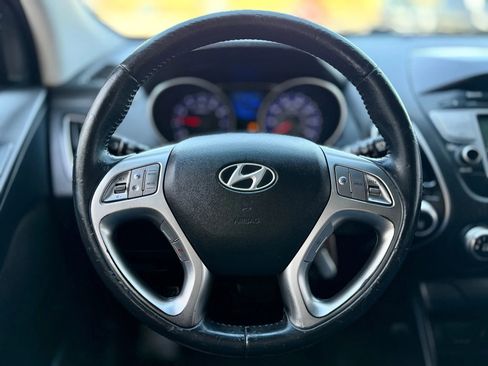 Used 2012 Hyundai Tucson GLS image 24