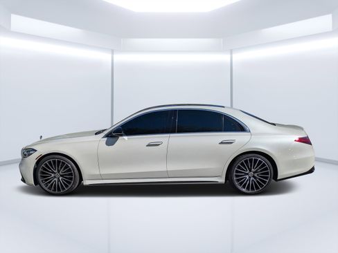 Certified 2022 Mercedes-Benz S 580 4MATIC Sedan image 9