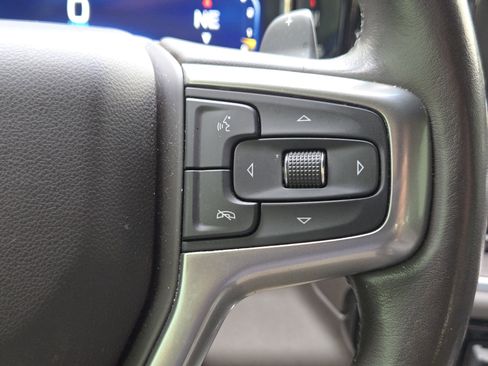 Used 2022 Chevrolet Silverado 1500 LTZ image 32