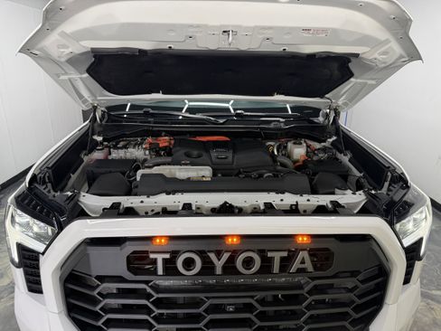 Used 2023 Toyota Tundra Limited image 28