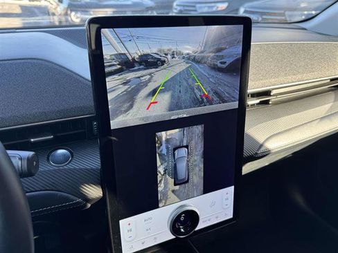 Used 2025 Ford Mustang Mach-E Premium image 37