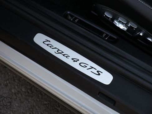 Used 2019 Porsche 911 Targa 4 GTS AWD/4WD image 31