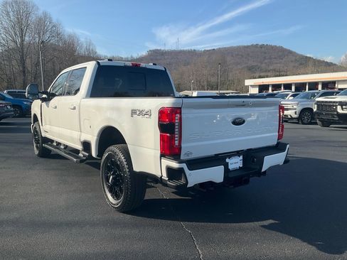 New 2026 Ford F250 Lariat w/ Black Appearance Package image 7