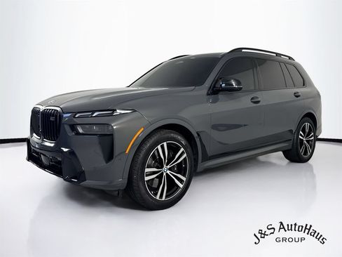 Used 2026 BMW X7 M60i w/ Executive Package AWD/4WD image 3