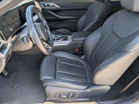 Used 2025 BMW 430i Coupe w/ M Sport Package RWD image 15