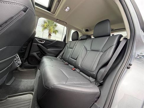 Used 2024 Subaru Forester Touring w/ POP Package 3 AWD/4WD image 12