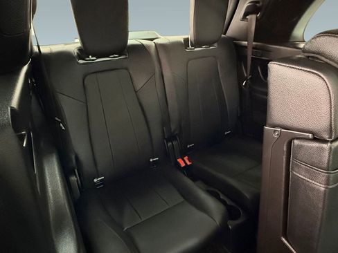 Certified 2023 Mercedes-Benz GLB 250 image 26