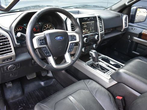 Used 2015 Ford F150 Platinum w/ Equipment Group 701A Luxury image 10