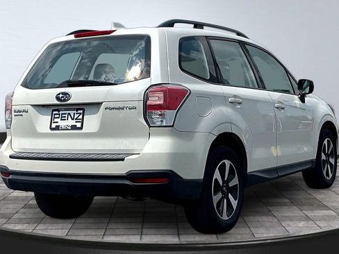 Used 2018 Subaru Forester 2.5i w/ Alloy Wheel Package AWD/4WD image 6