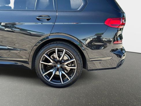 Used 2021 BMW X7 xDrive40i w/ M Sport Package image 12