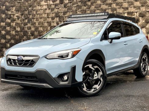 Used 2021 Subaru Crosstrek 2.5i Limited w/ Moonroof Package 1 AWD/4WD image 3