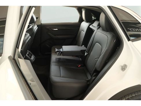 Used 2023 VinFast VF 8 Eco AWD/4WD image 15