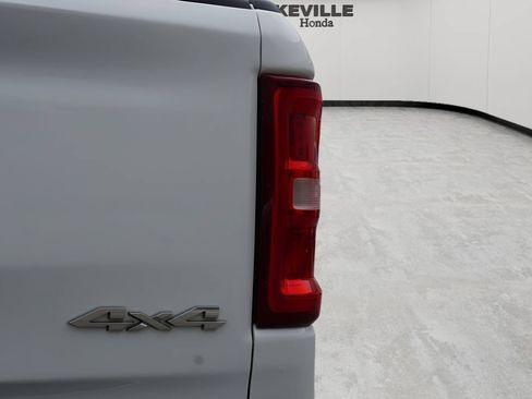 Used 2025 RAM 1500 Big Horn AWD/4WD image 7