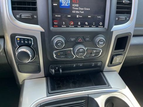 Used 2019 RAM 1500 Classic SLT RWD image 28