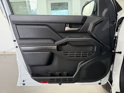 New 2025 Toyota Tacoma TRD Off-Road image 27