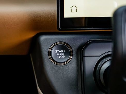 New 2026 Land Rover Defender 110 X AWD/4WD image 25