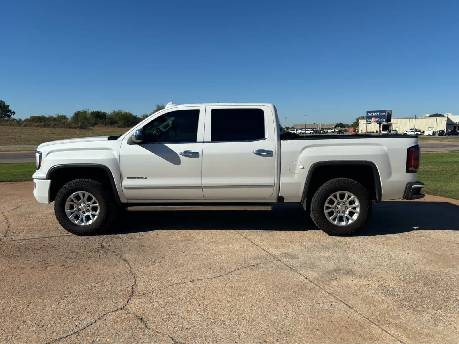 Used 2018 GMC Sierra 1500 Denali w/ Denali Ultimate Package AWD/4WD image 4