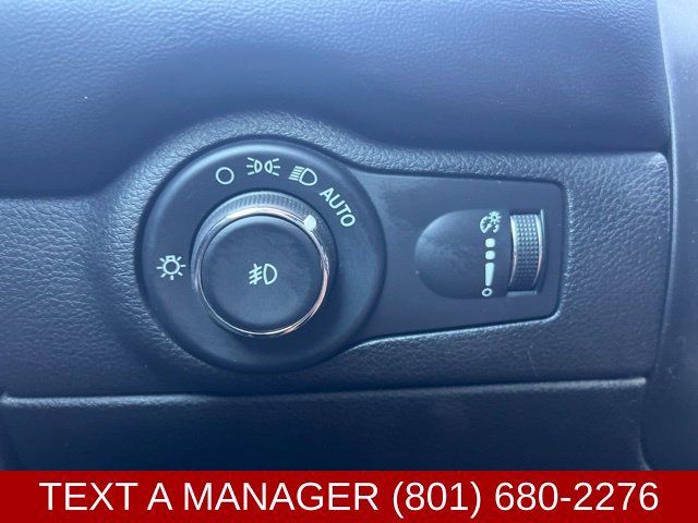 Used 2021 Dodge Durango SXT AWD/4WD image 25
